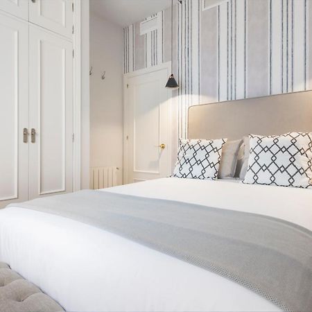 Magno Apartments Santa Ana 26 เซบีญา ภายนอก รูปภาพ