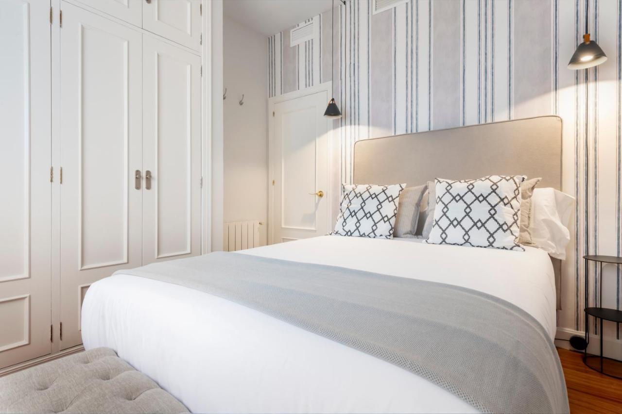 Magno Apartments Santa Ana 26 เซบีญา ภายนอก รูปภาพ